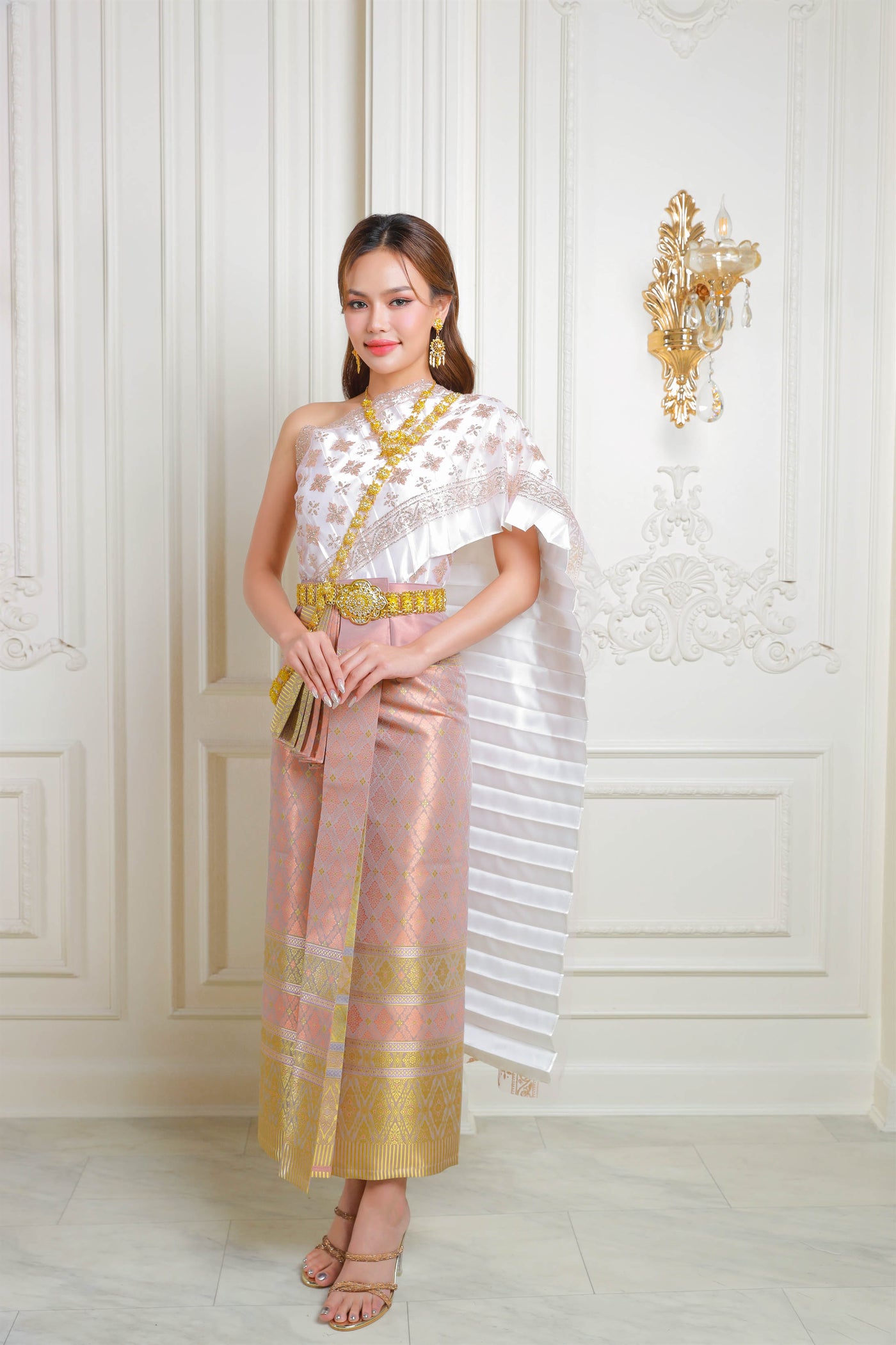 Pattani - Thai Traditional Dress & Thai Traditional Clothing Pattani - Thai Traditional Dress & Thai Traditional Clothing