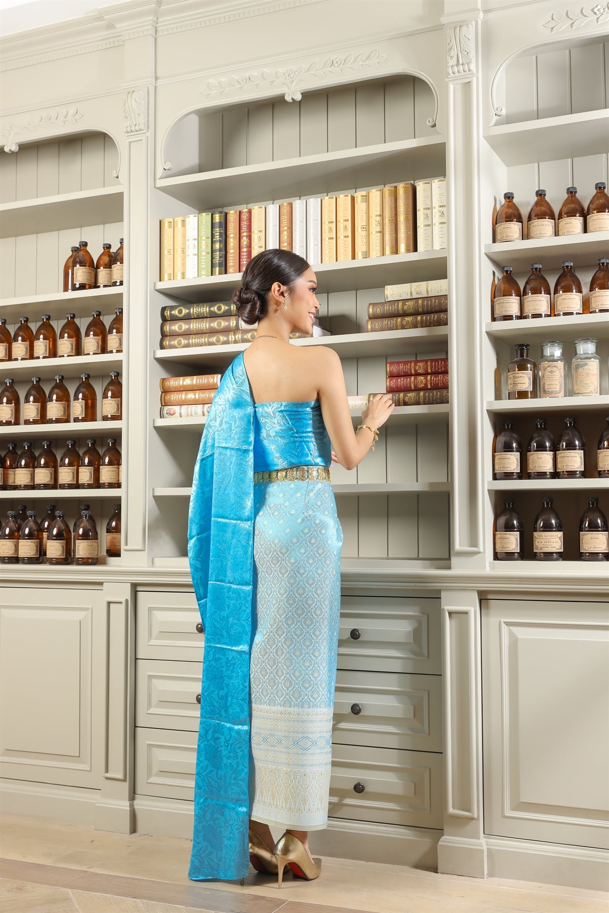 Traditional Thai clothing perfect for any special occasion.